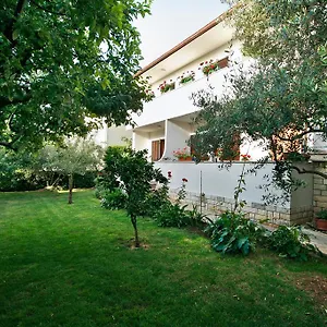 Nerina Poreč